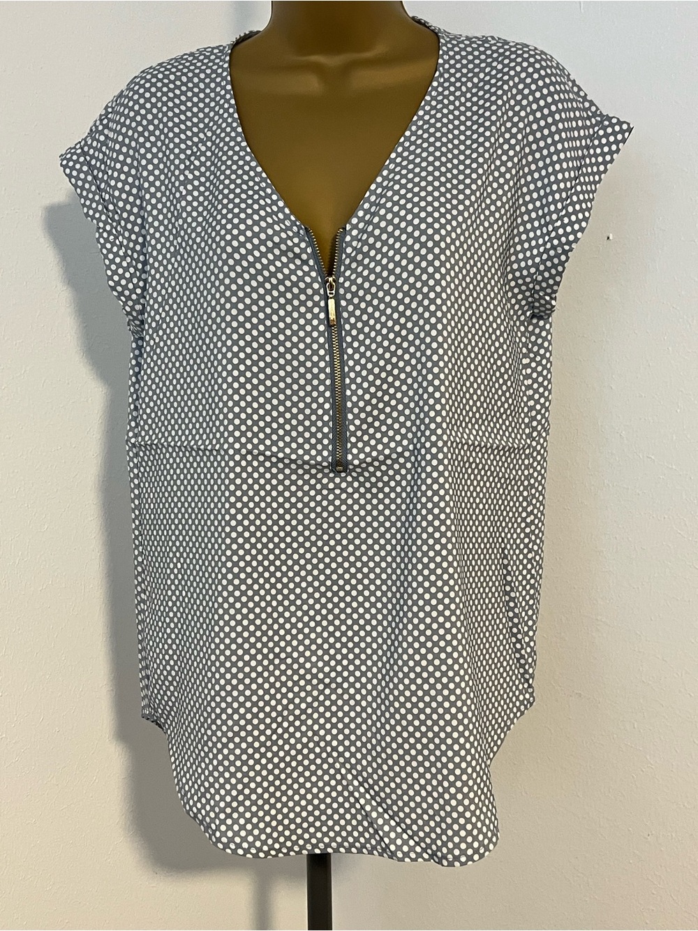 Premise Gray and White Polka Dot V-Neck Zip Front Top